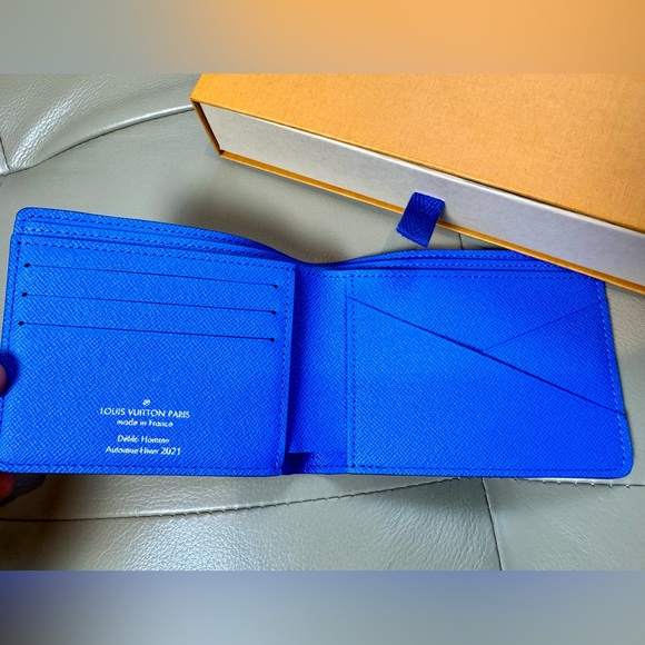 Sold x LOUIS VUITTON🔹Monogram Blue Multiple Bifold wallet Virgil Abloh - Picture 5 of 6